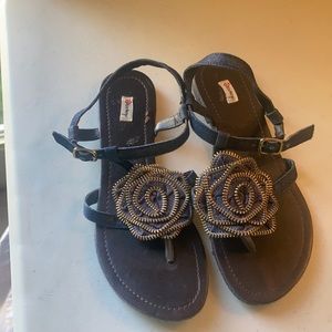 Olsenboye denim jean sandals w/3D floral design